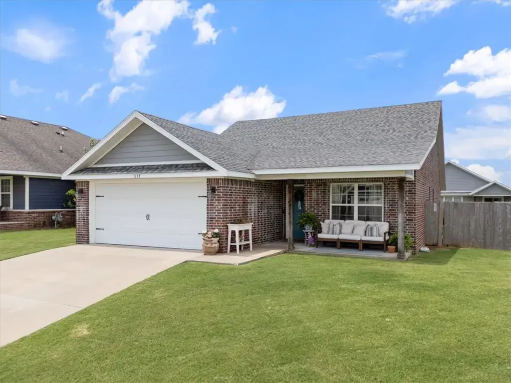 1138 Canyon Gate Drive, Siloam Springs
