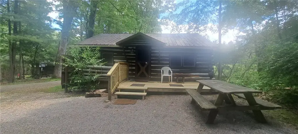 31 Hummingbird Lane, Brookville Area School District
