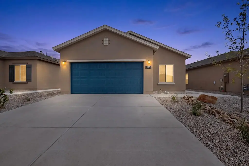 280 Prism Avenue Sw, Rio Rancho