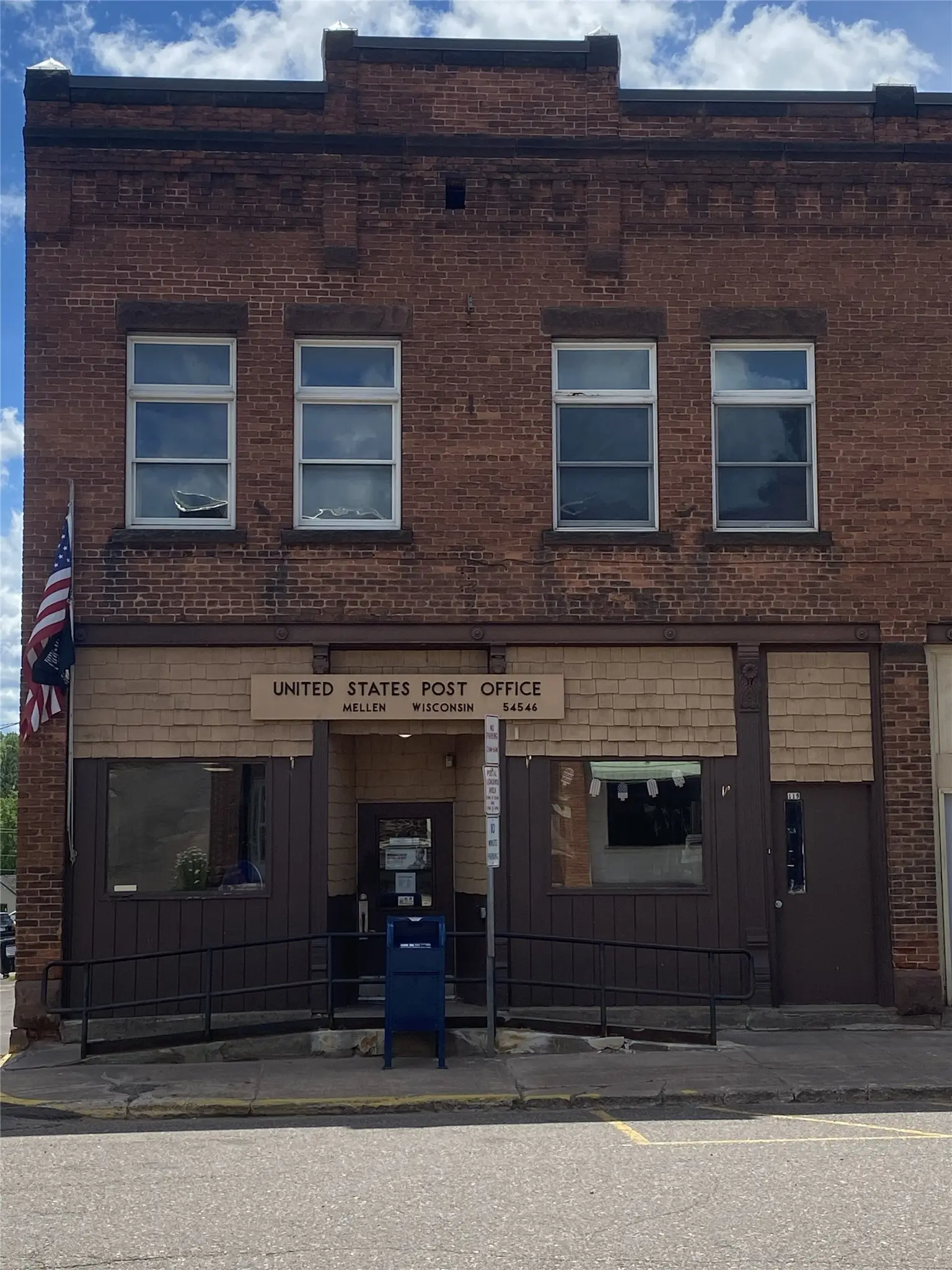 119-121 E Bennett Avenue, Mellen