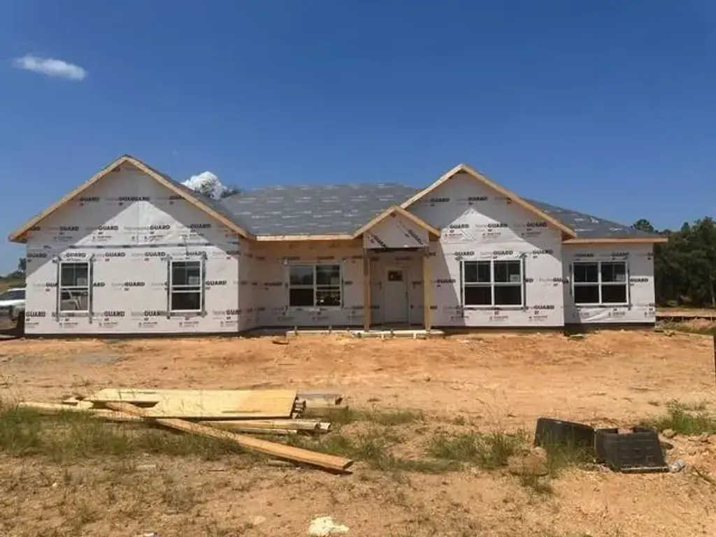 8001 Climbing Ivy Court, Fortson