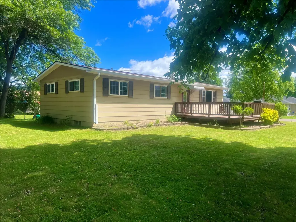 411 E Coleman Street, Rice Lake