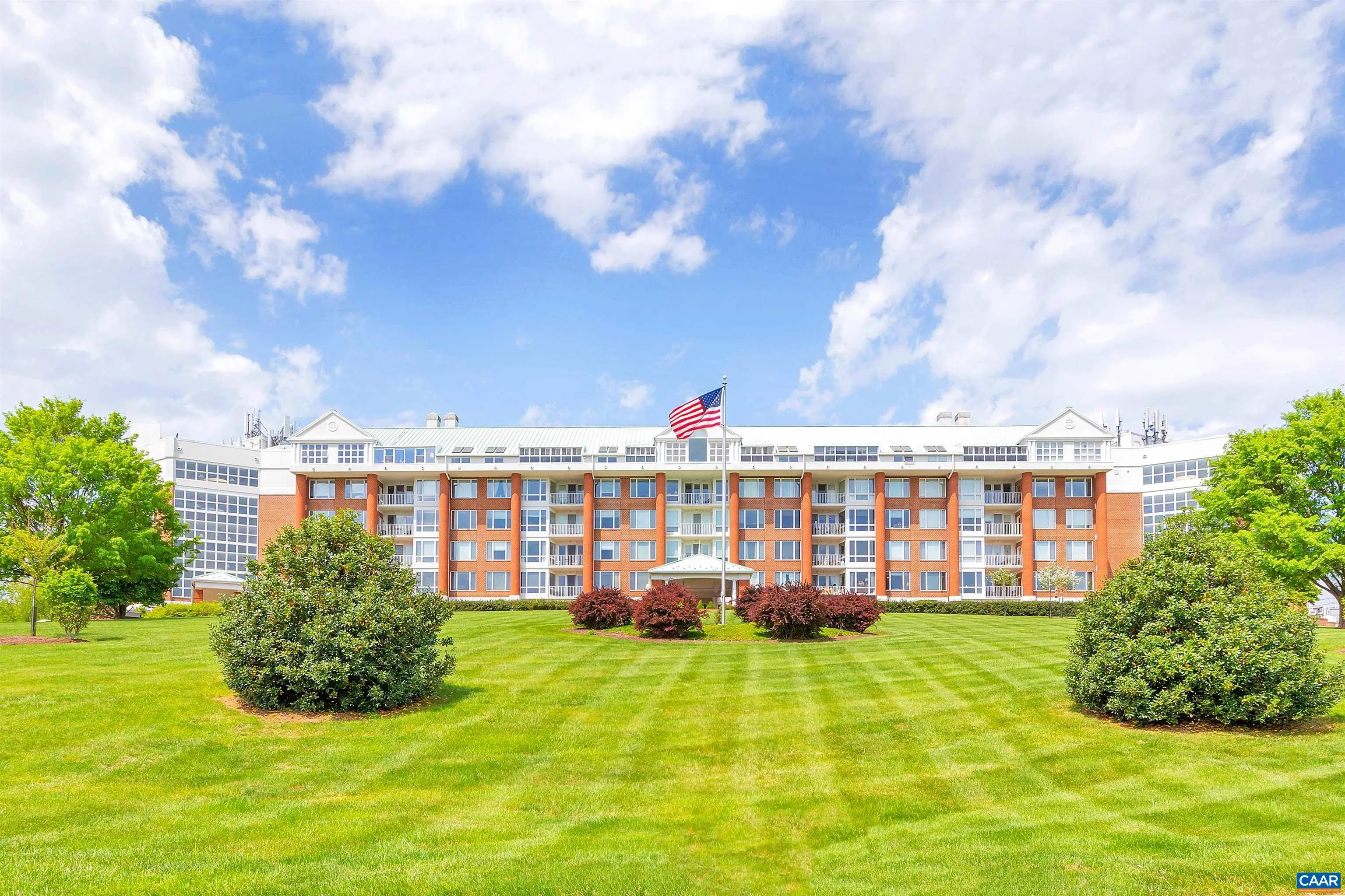 500 Crestwood Dr 1606, Charlottesville