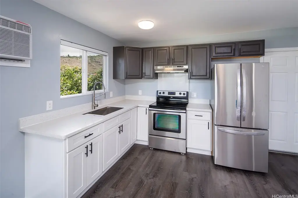 3533 Hinahina Street, Honolulu