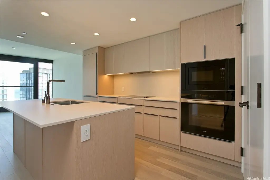 333 Ward Avenue # 3706, Honolulu