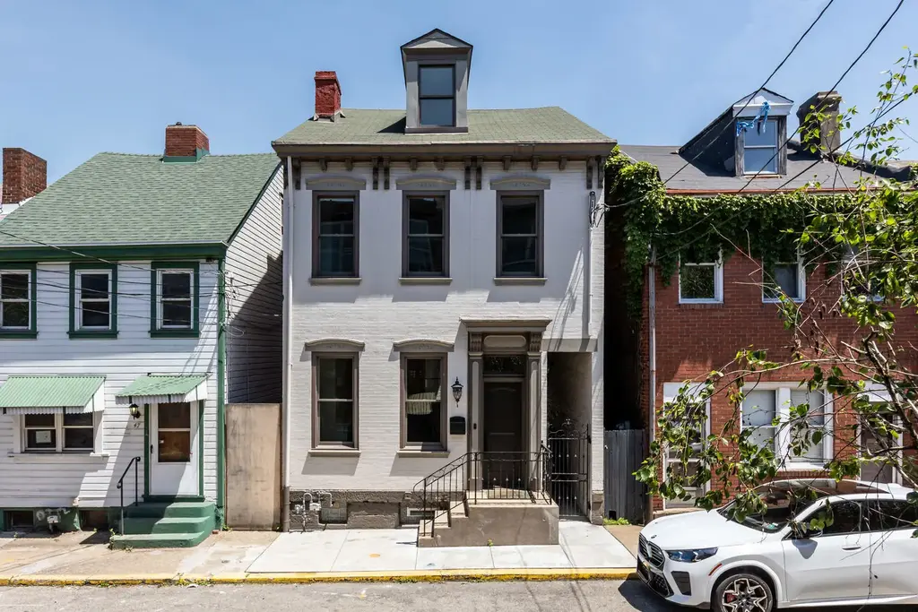 N/A, South Side