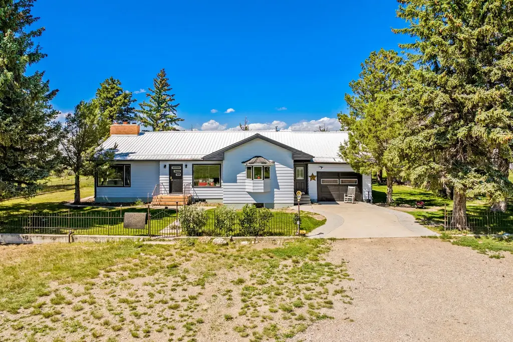 1256 Harvest Road, 