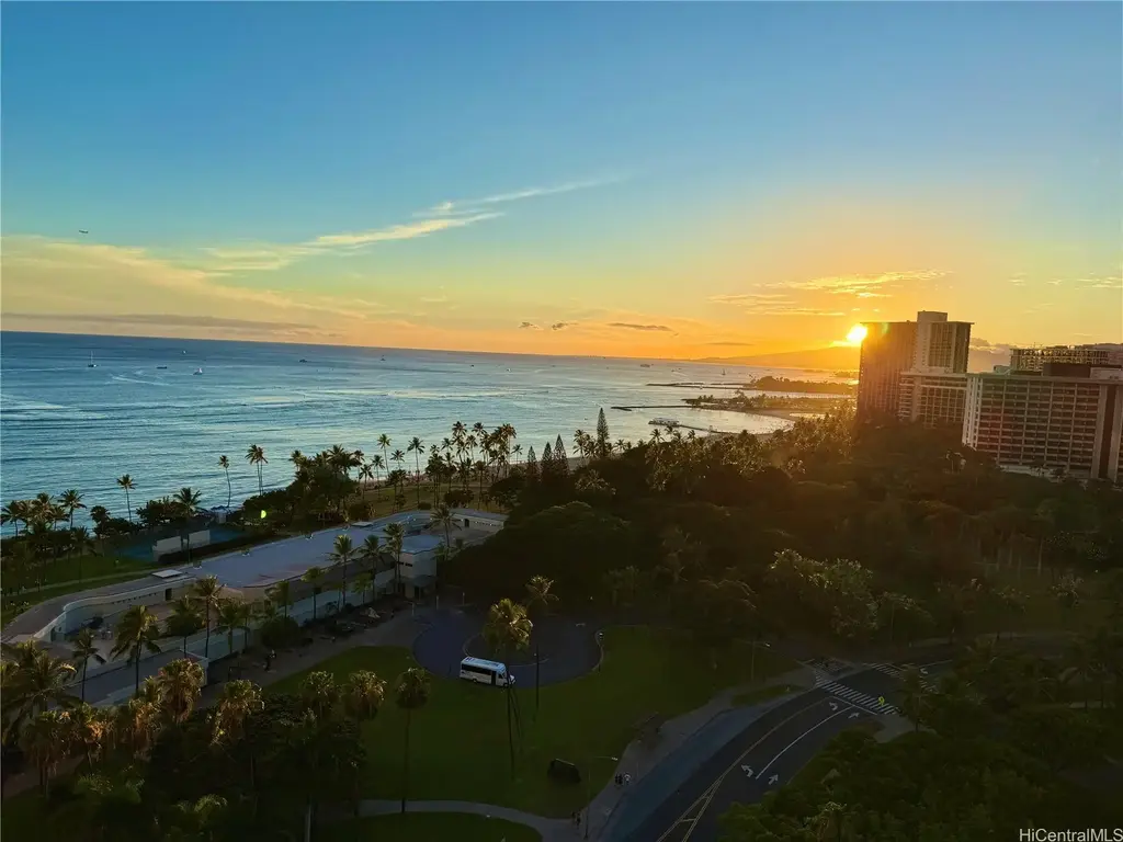 (unit #1917) 223 Saratoga Road, Honolulu