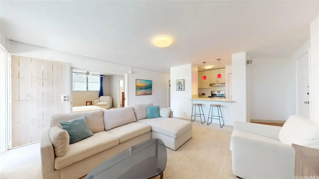 2442 Kuhio Avenue # 702, Honolulu