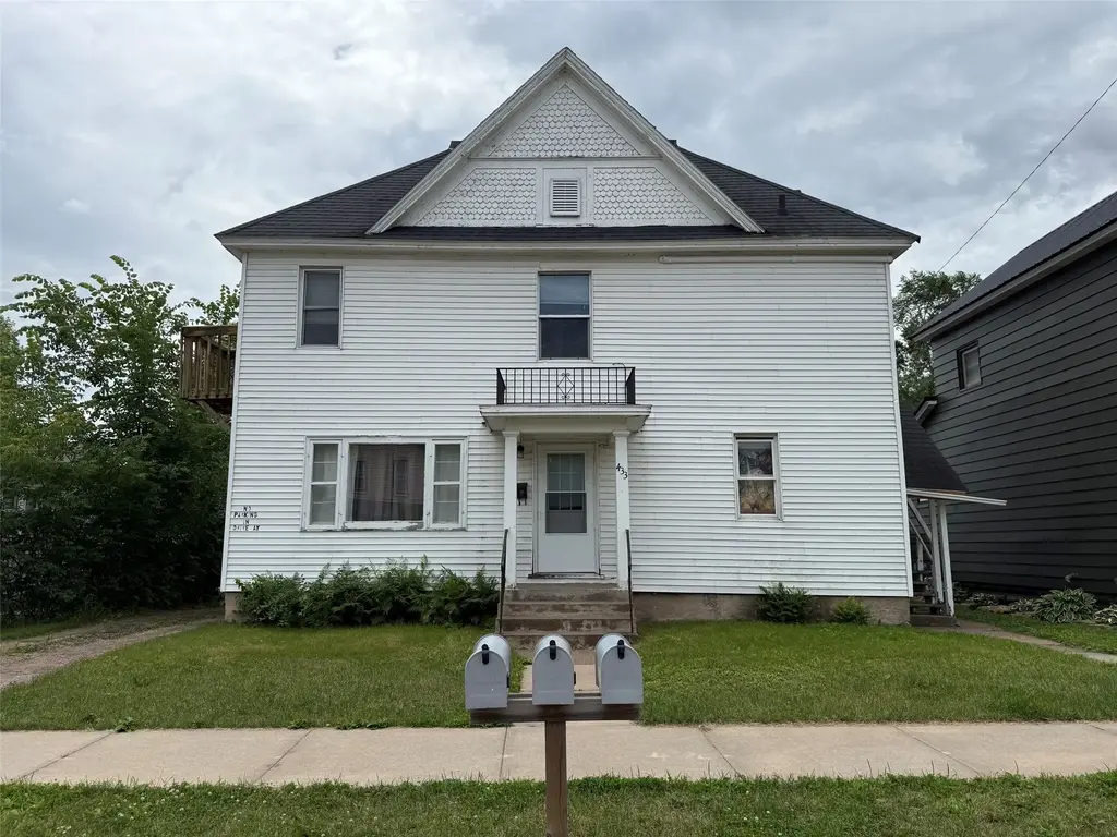 433 Vine Street 3, Eau Claire