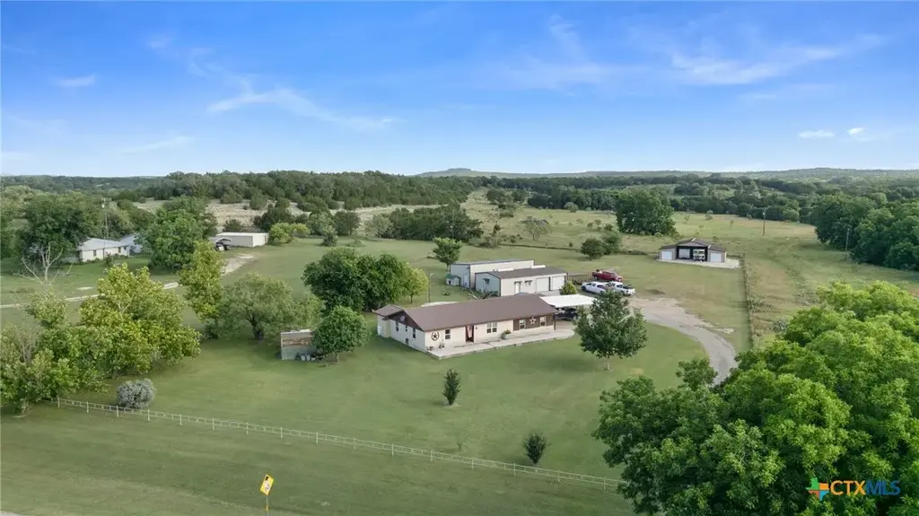 963 Fm 580, Lampasas