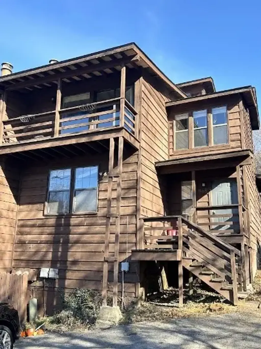 970 N Lewis Avenue, Fayetteville
