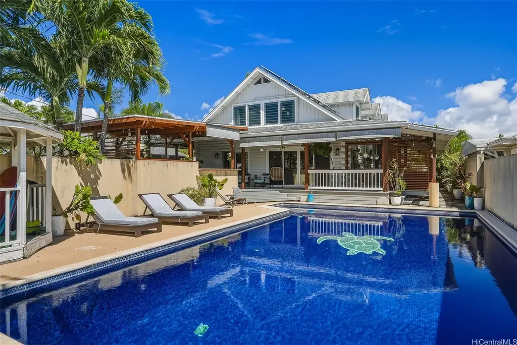 223 Mookua Street, Kailua