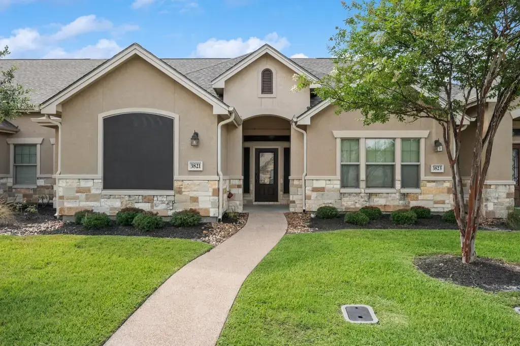 3821 Estes Park, College Station