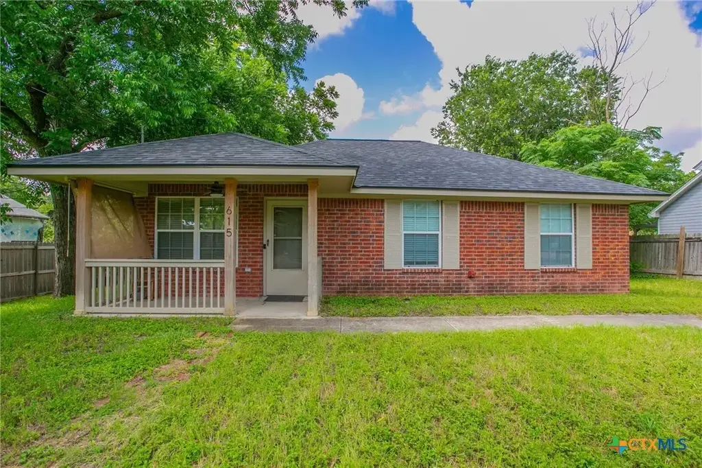 615 E 9th Avenue, Belton