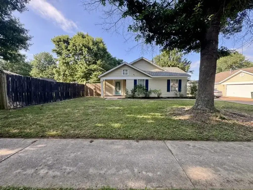 5651 Legacy Street, Fayetteville
