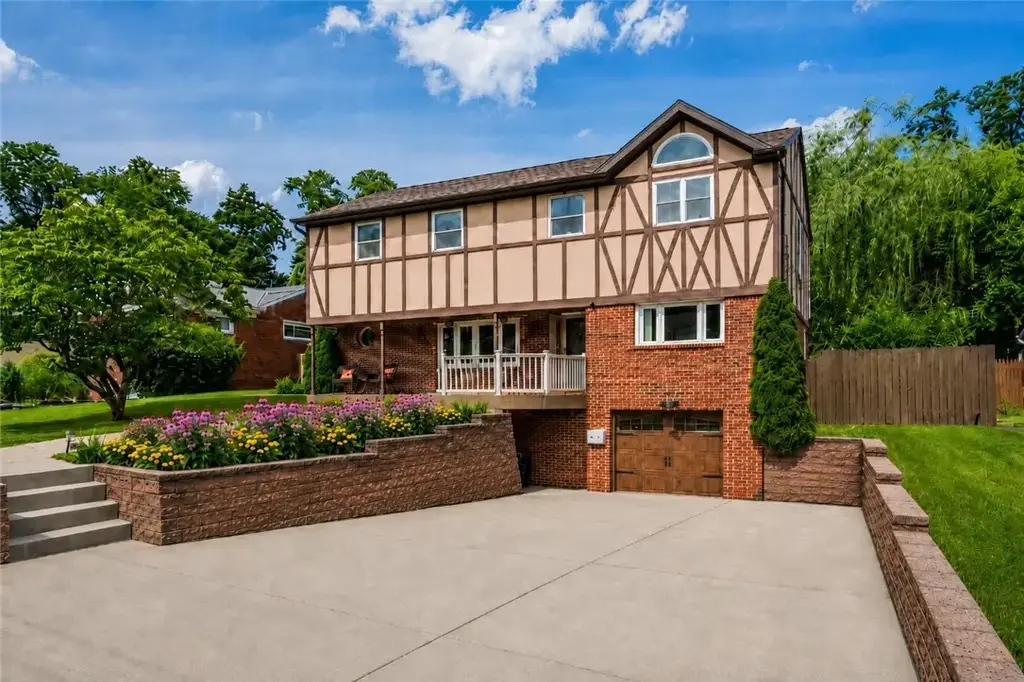1031 Sanda Drive , Baldwin Boro