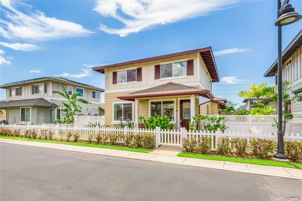 1101 Kukulu Street # 72, Kapolei