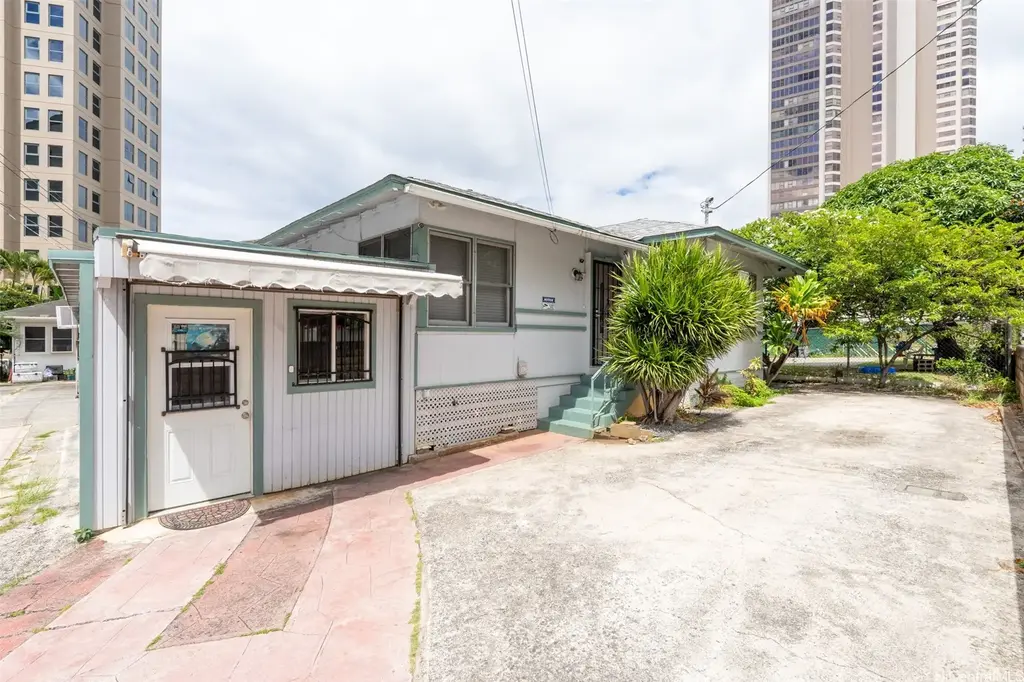 1059 Kinau Street, Honolulu