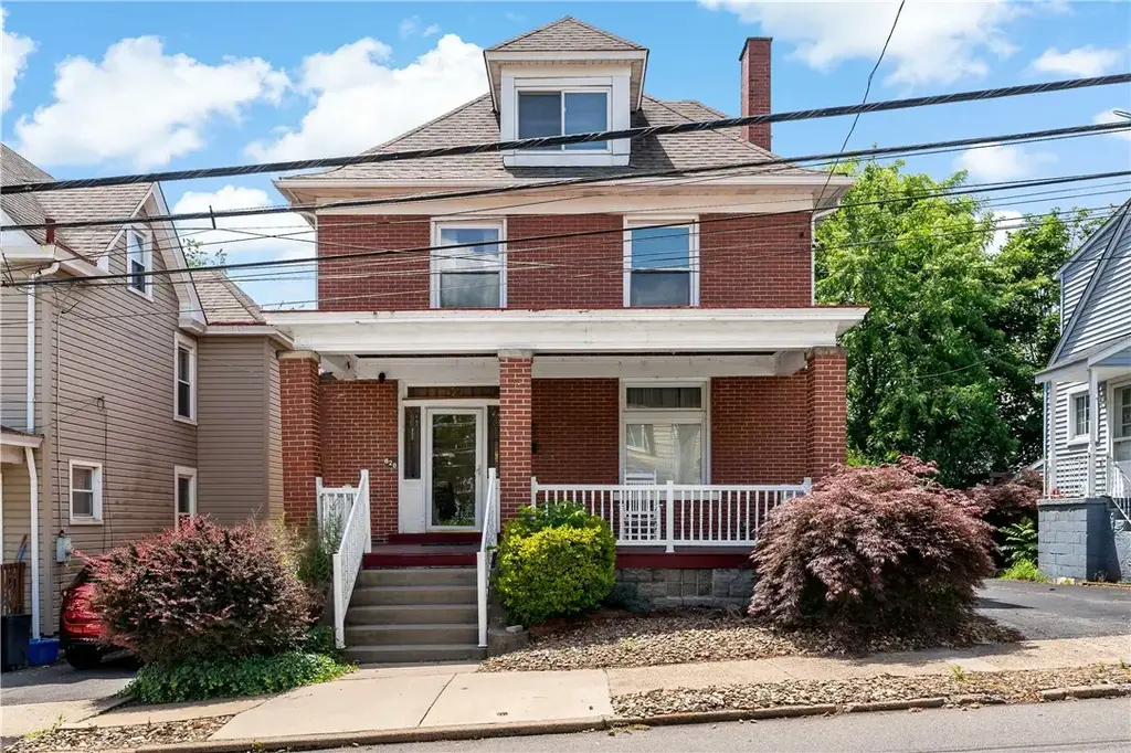 628 Library Avenue , Carnegie