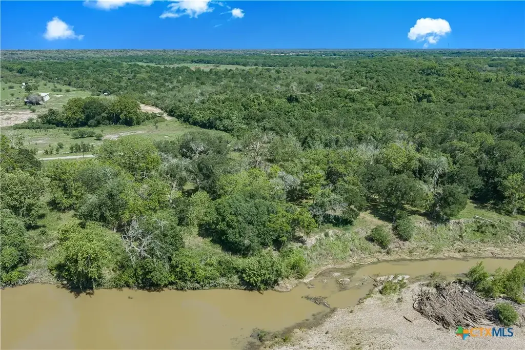 850 Crestview Drive, Cuero