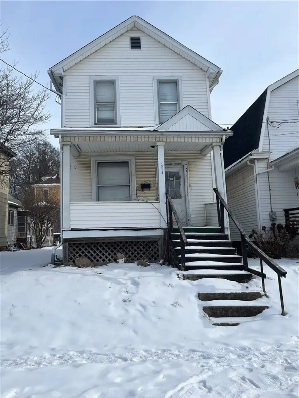 713 Monroe Street, New Castle