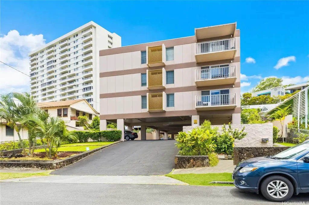 968 Spencer Street # 301, Honolulu