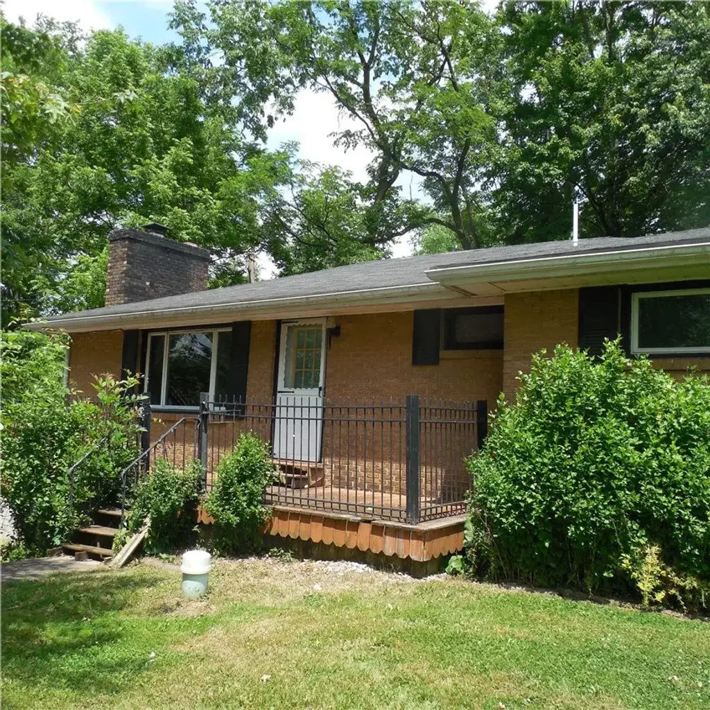 1555 Old Princeton Road, Shenango