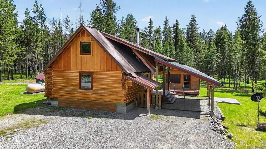 9618 Us Highway 2 W, Marion