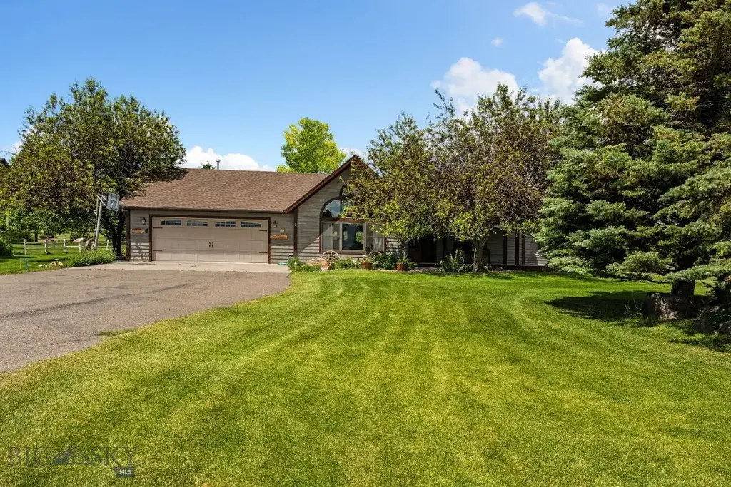 45 Sphinx Mountain Court, Ennis