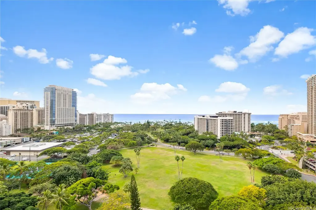 2045 Kalakaua Avenue # 1607, Honolulu