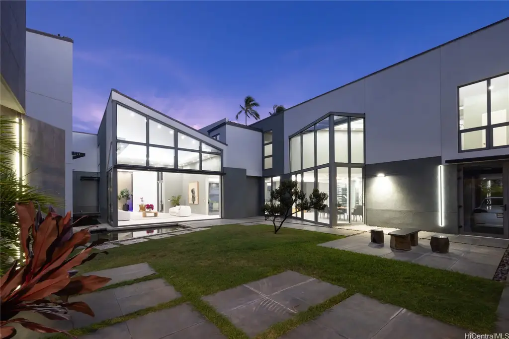 4758 Kahala Avenue, Honolulu