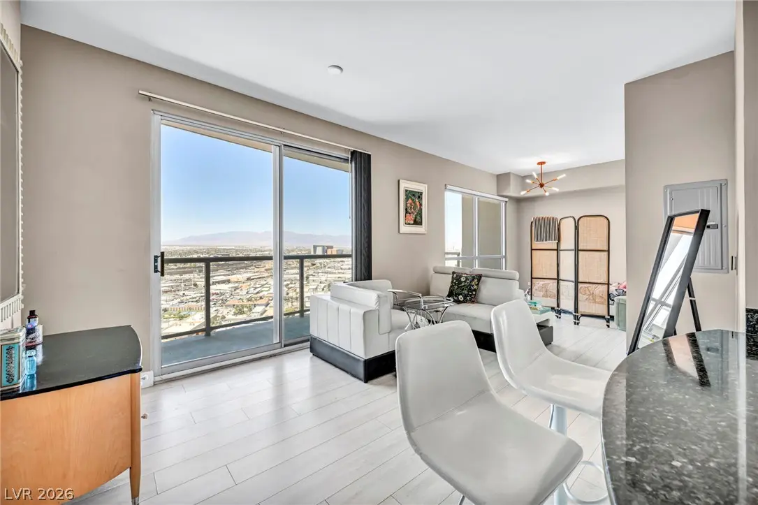 200 W Sahara Avenue 2709, Las Vegas