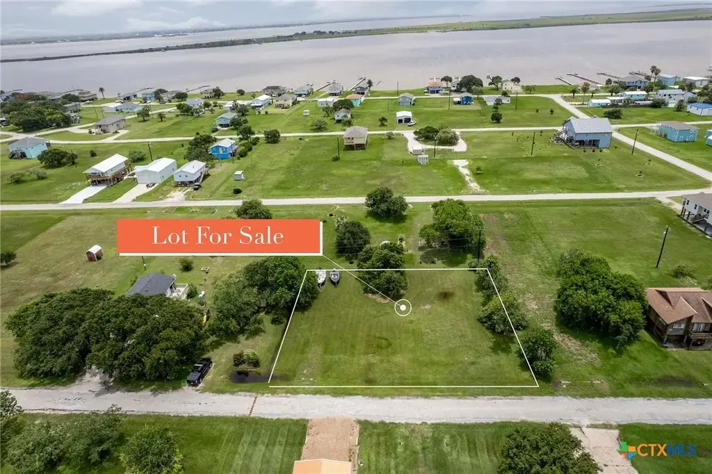 Lots 713-714 Stovall, Palacios