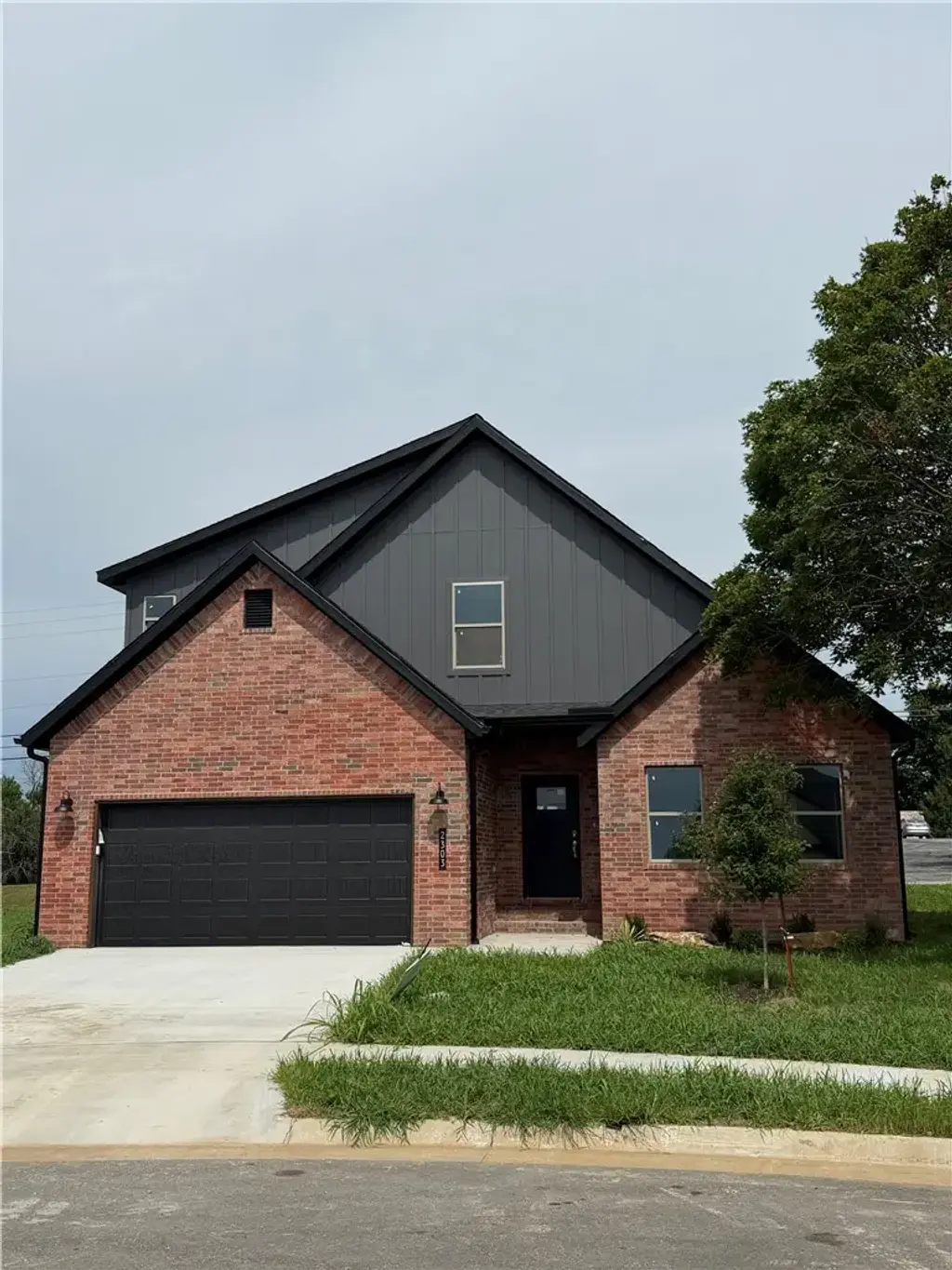 2303 Cassidy Court, Siloam Springs