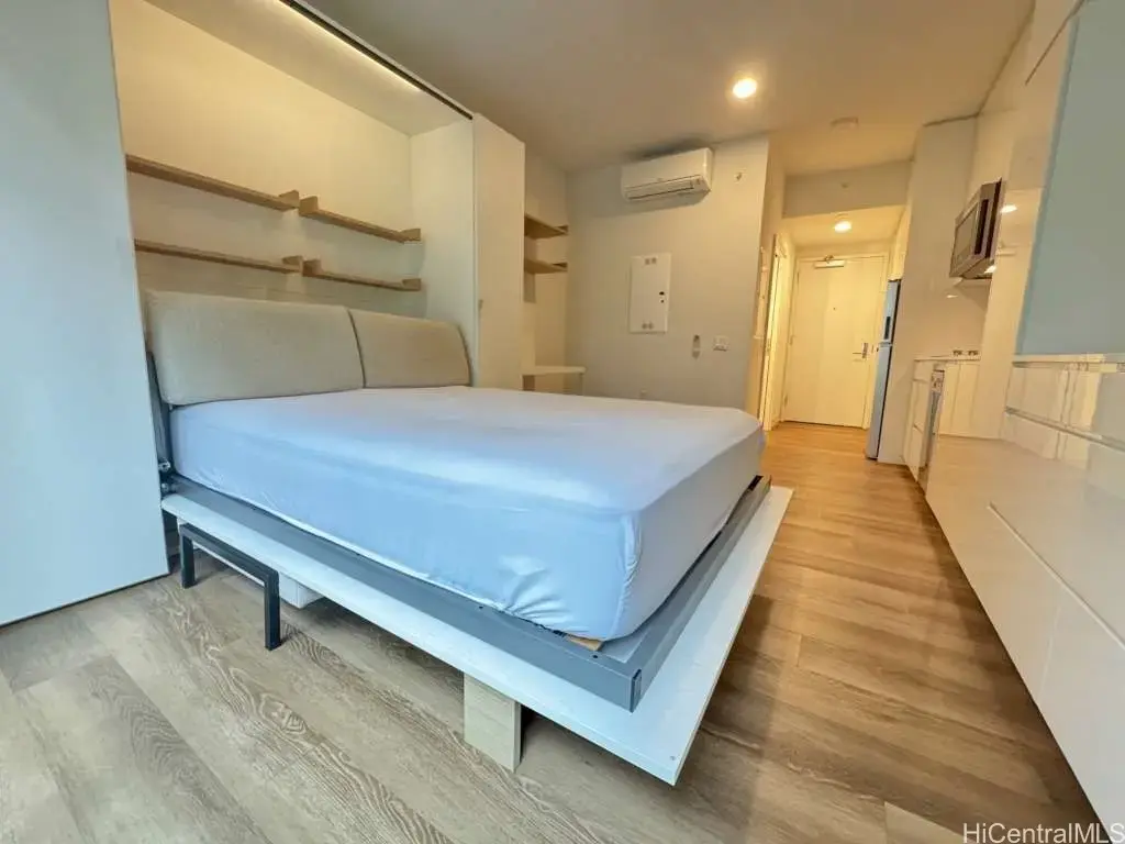 987 Queen Street # 215, Honolulu