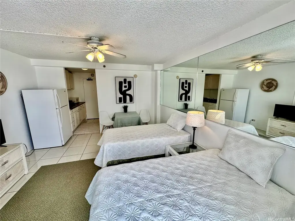 1920 Ala Moana Boulevard # 1606, Honolulu
