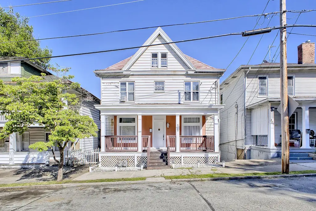205 3rd Street, Jeannette