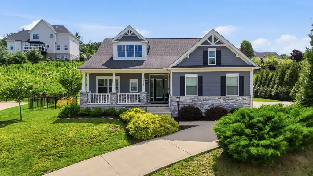 1653 Blackburn Heights Drive, Ohio
