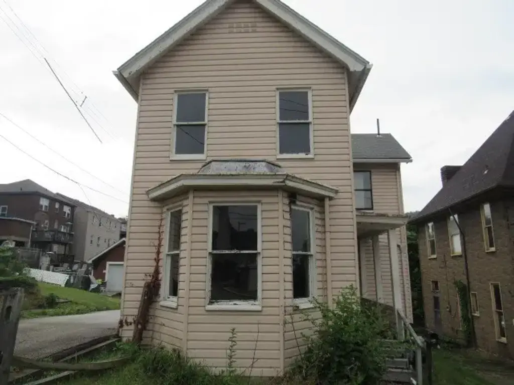 608 George Street, Wilmerding