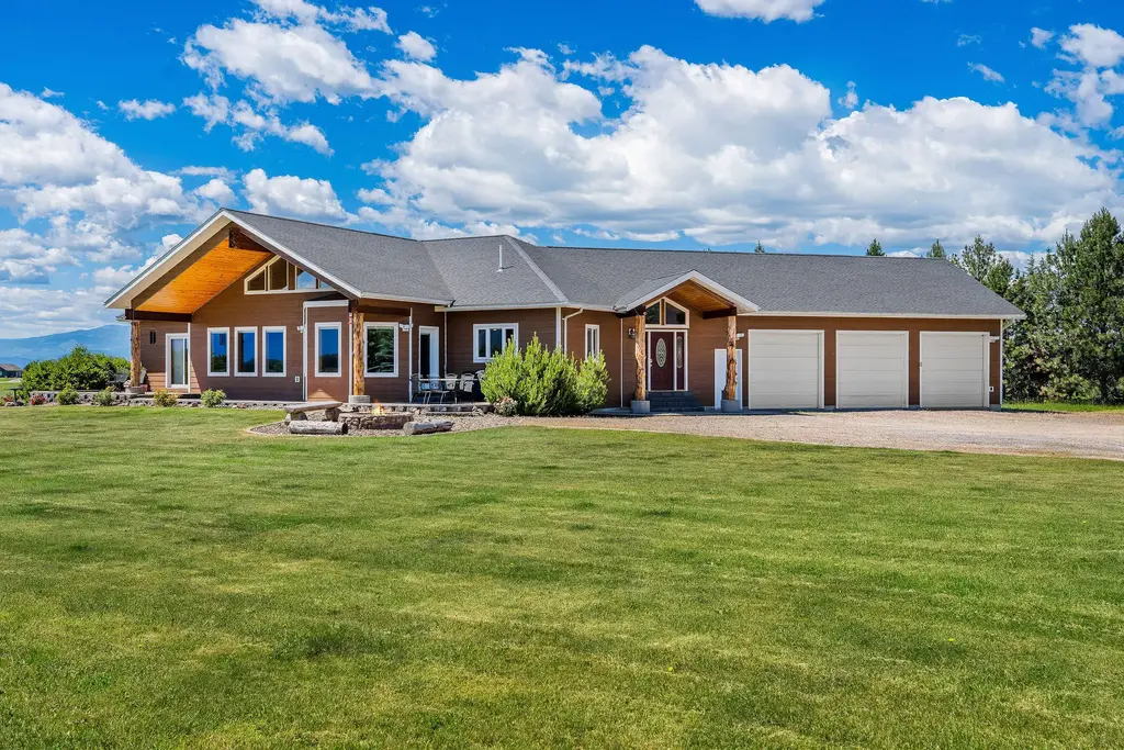 44 Playa Grande Road, Kalispell