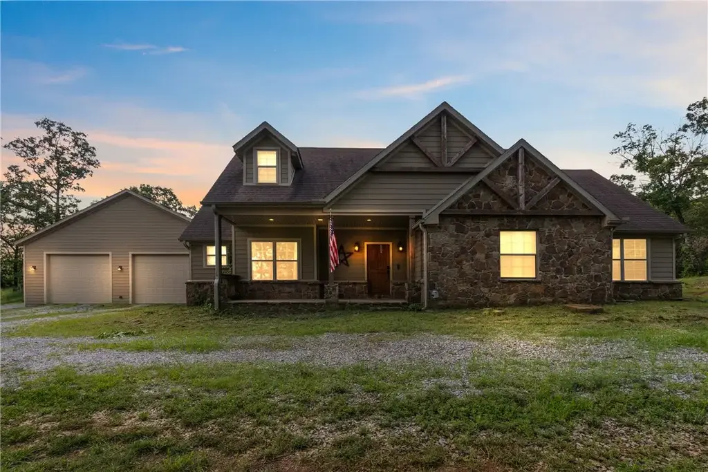 239 Madison 7380, Hindsville