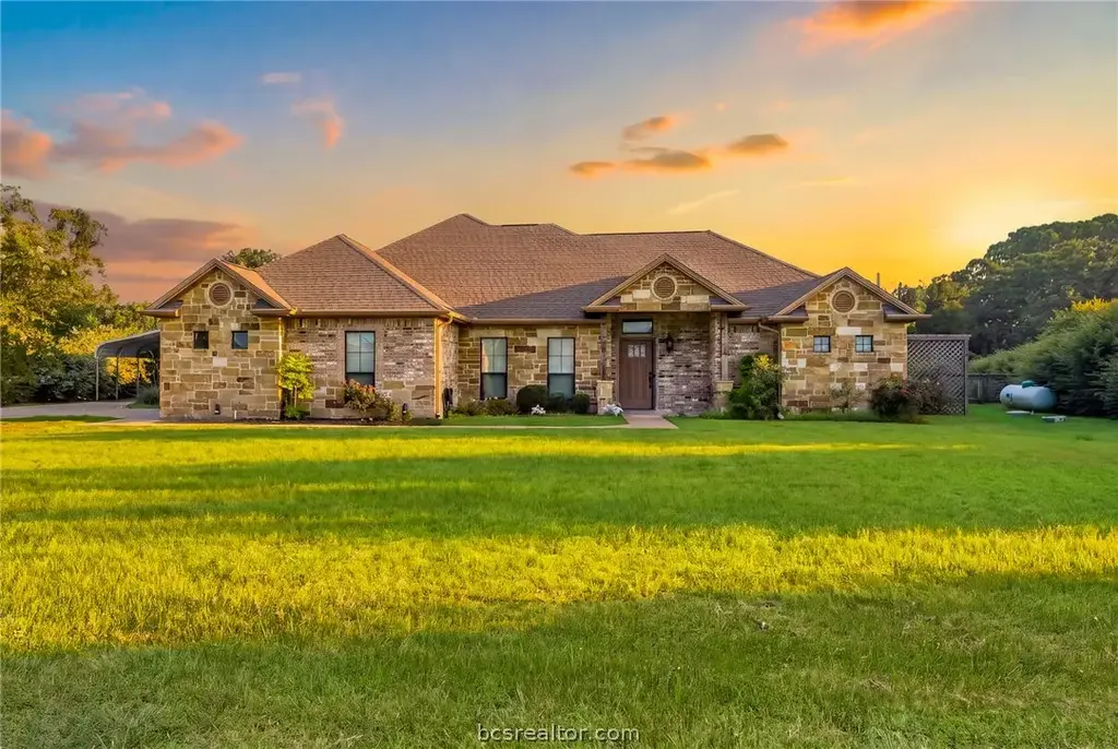 8700 Tejas Ranch Loop, Bryan