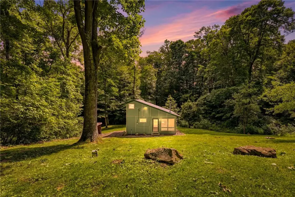 Clouse Road , Addison