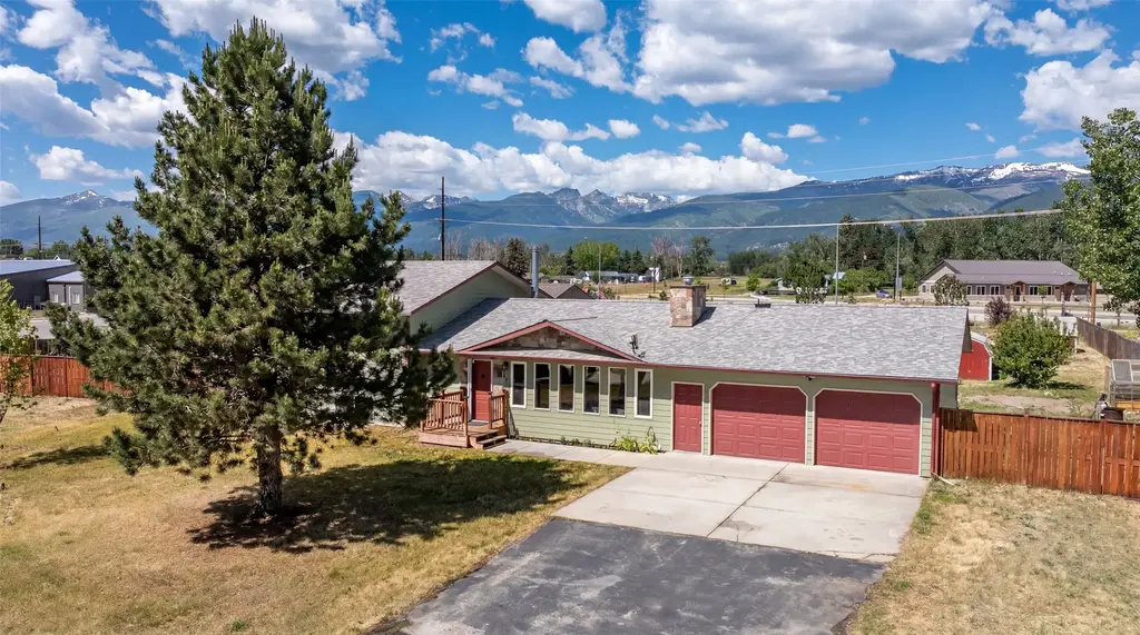 116 Mountain View Drive, Victor