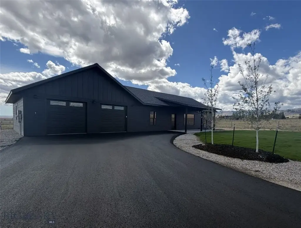 3 Doris Drive, Ennis