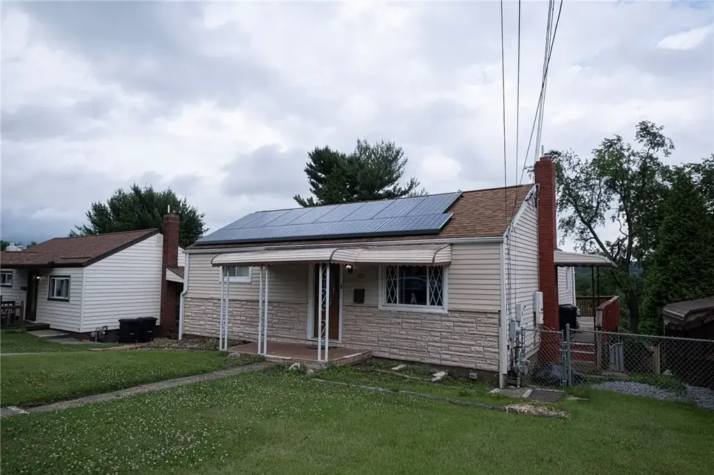 422 Oakhurst Avenue, N Versailles