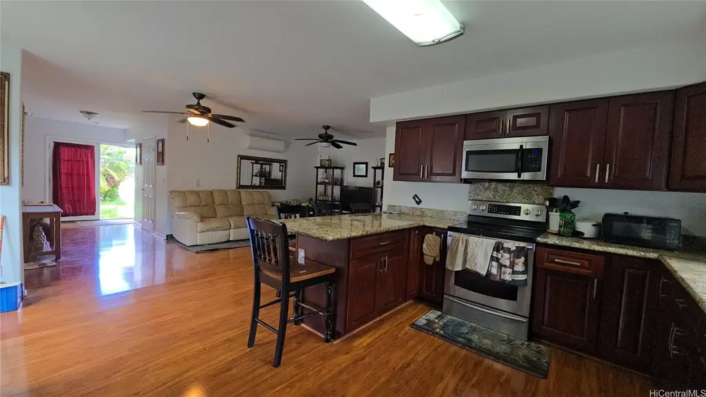 84-737 Manuku Street, Waianae