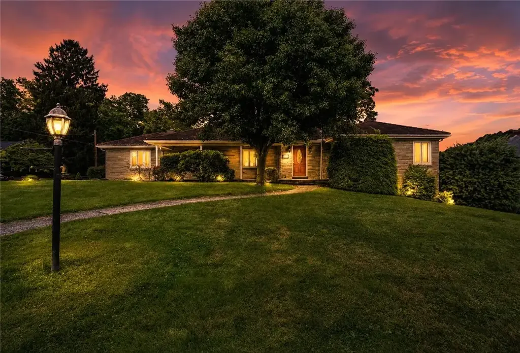 3512 Highland Avenue , Finleyville