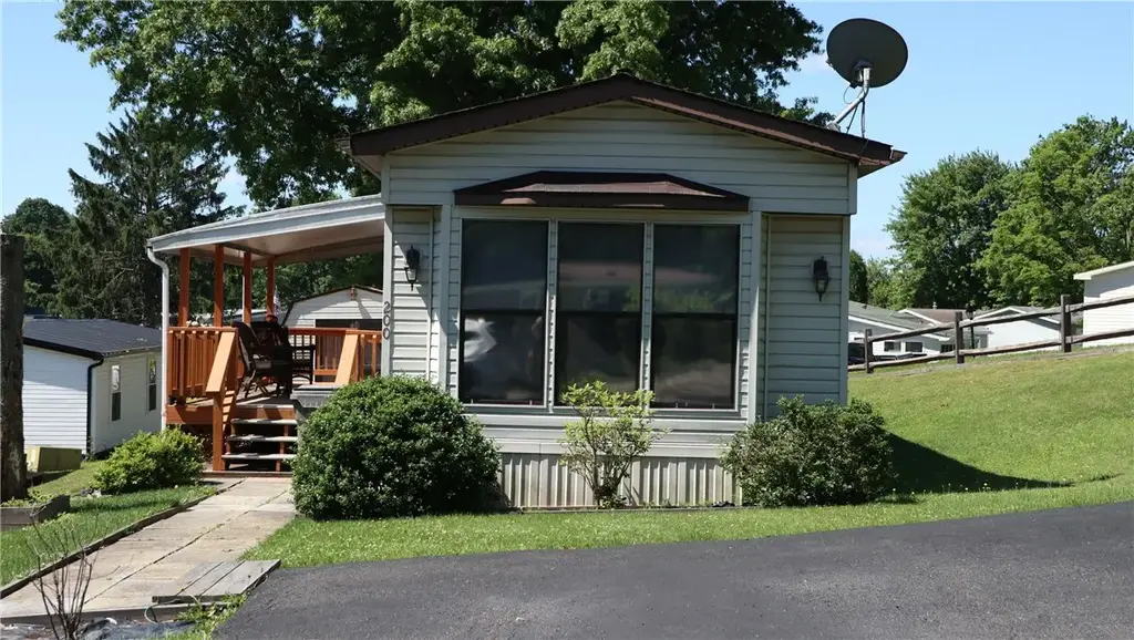 200 Forest Drive , Cranberry